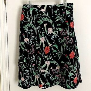 POROPHROSE Black hummingbird bird print Short Skirt, Size Small